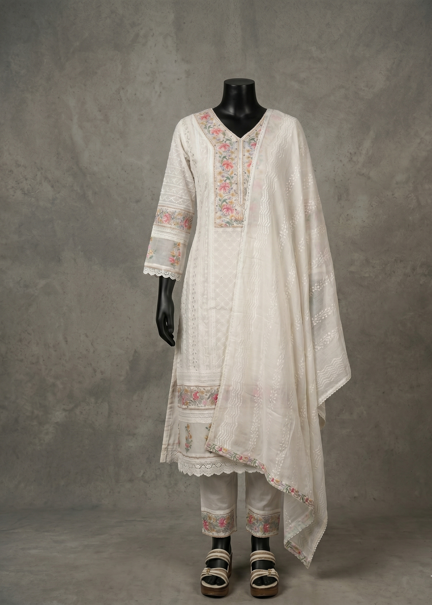 White Adya schiffli suit set - NEW ARRIVAL