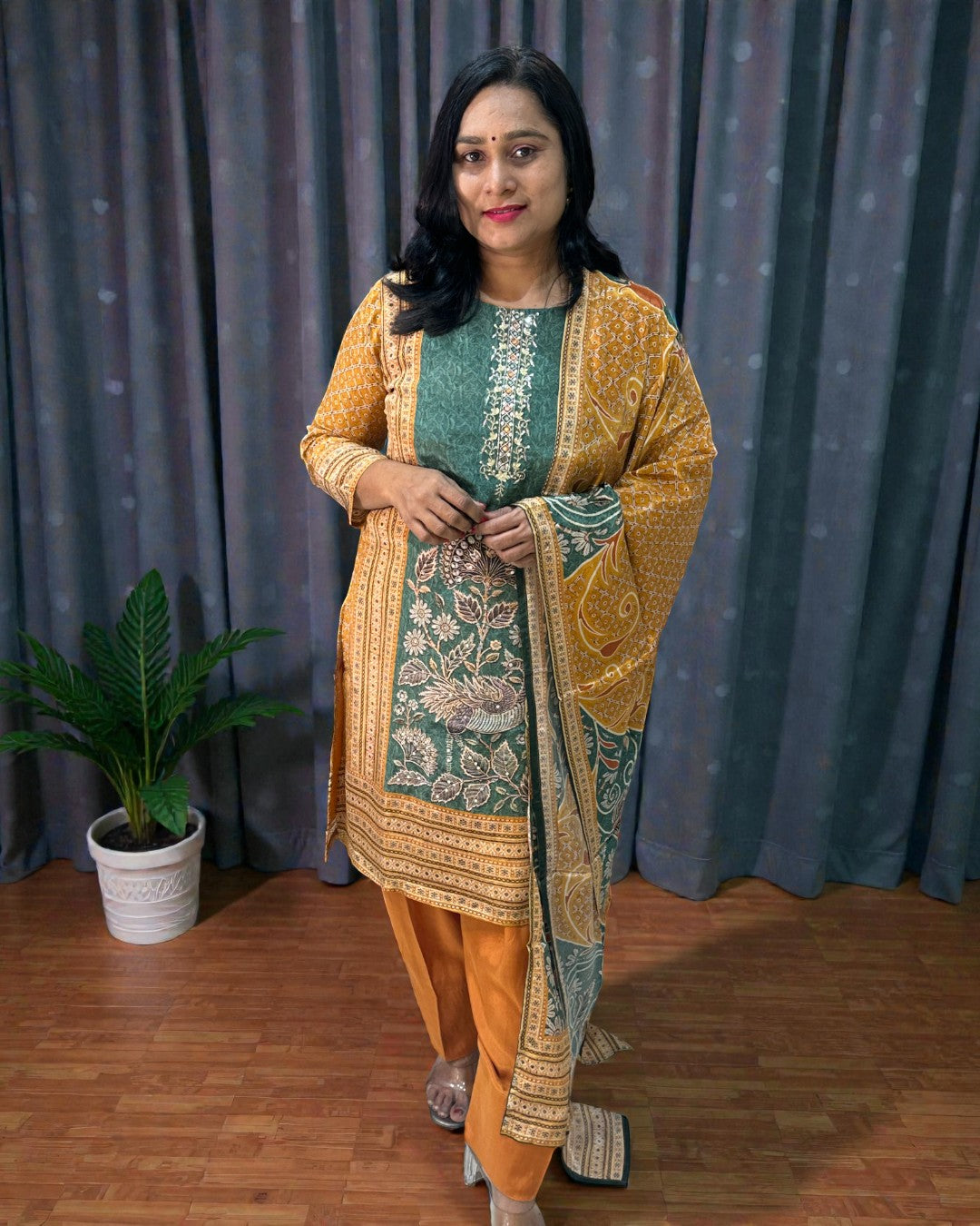 Green Brinda Crepe silk Farshi Salwar - Set of 3