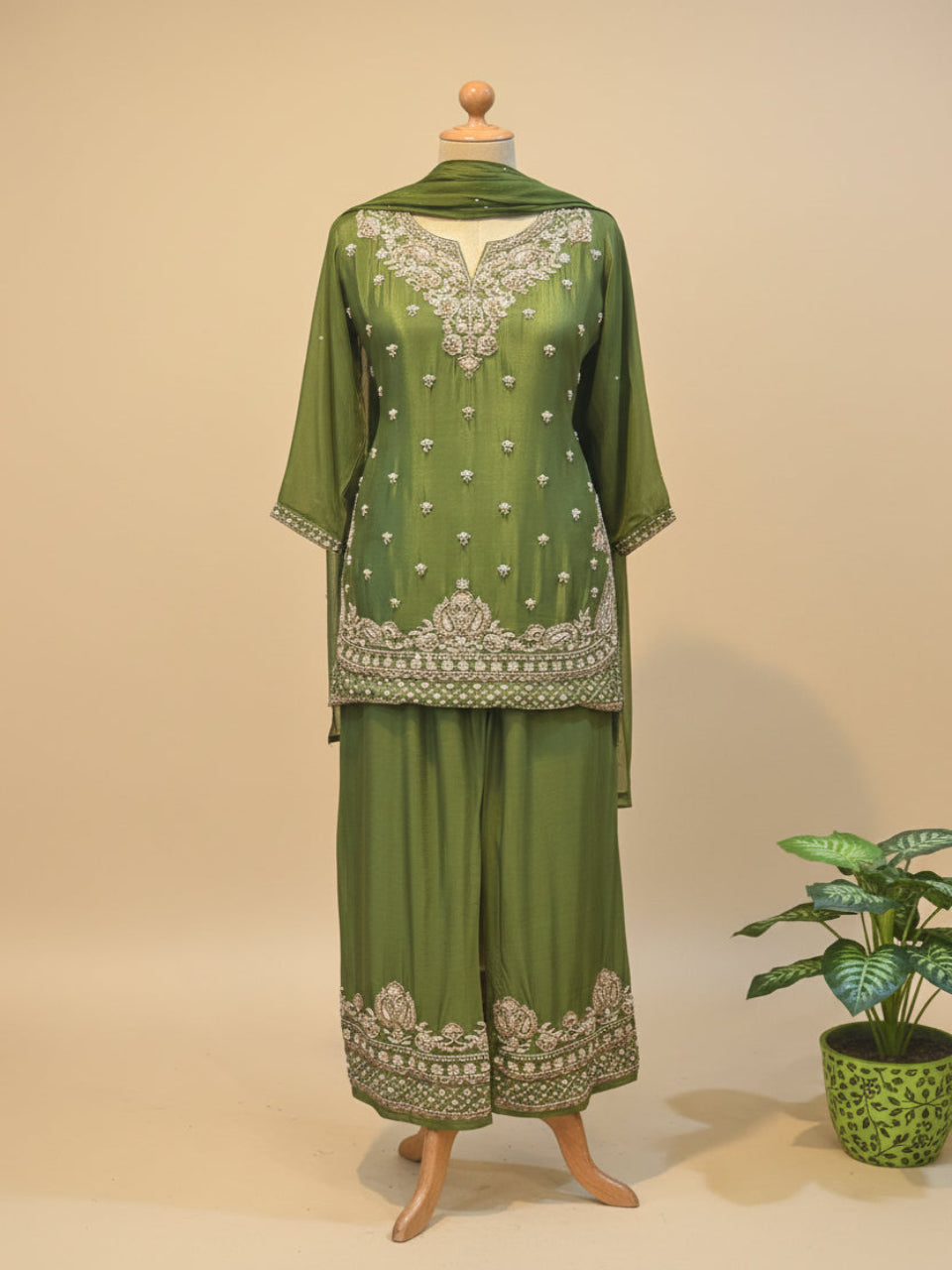 Green Amina chinon silk short kurta set