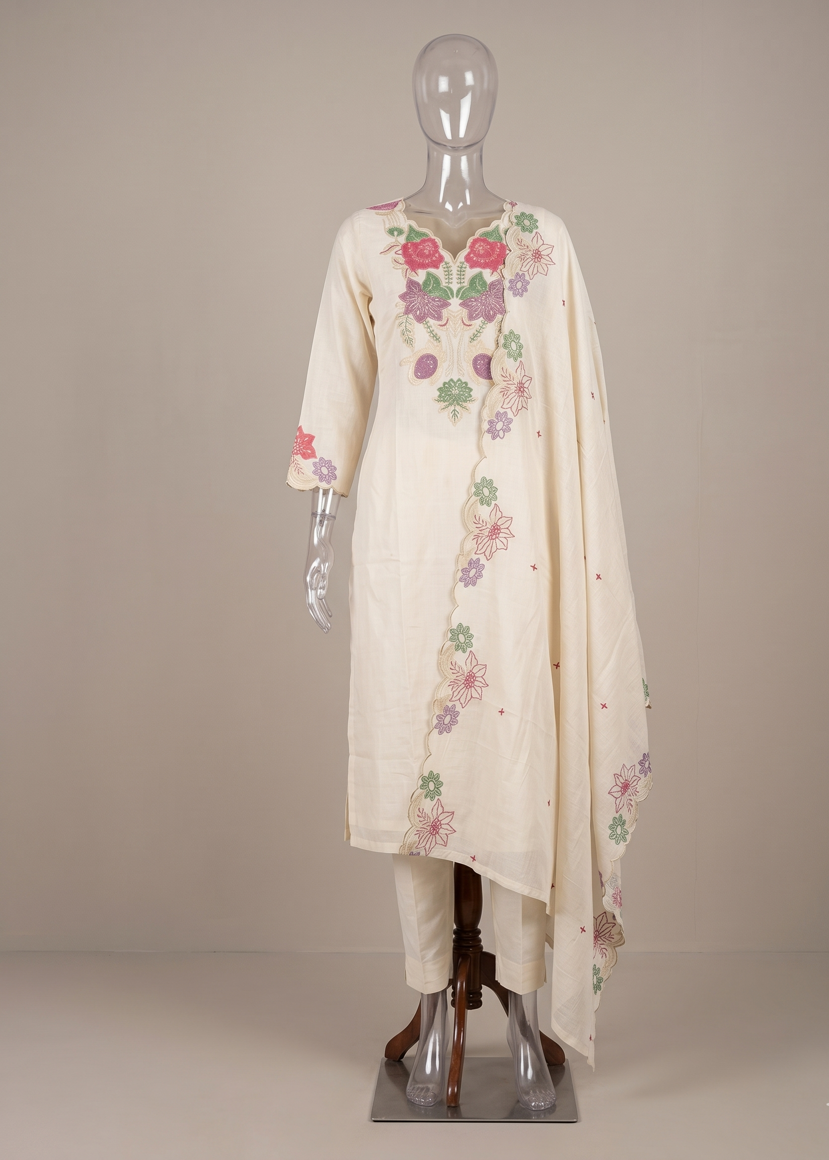 Off White Trusha Cotton Ethnic Set of 3 with coordinated kurta, pants and lightweight dupatta