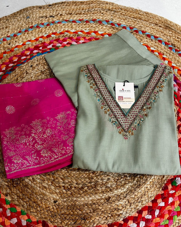 Pista Green Thara Muslin silk Suit set