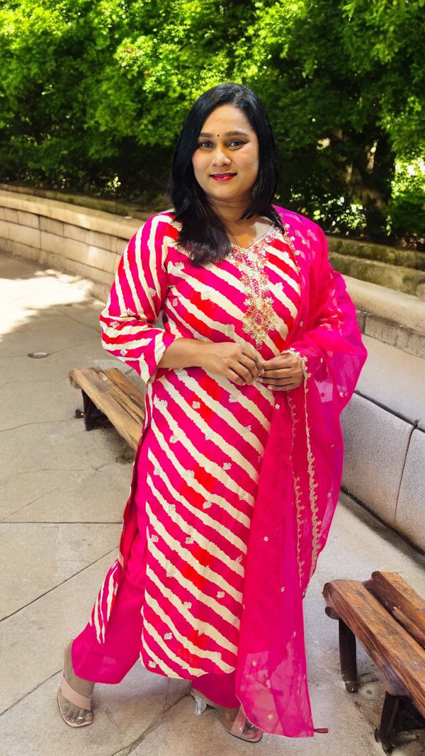 Pink Lehariya Suit set