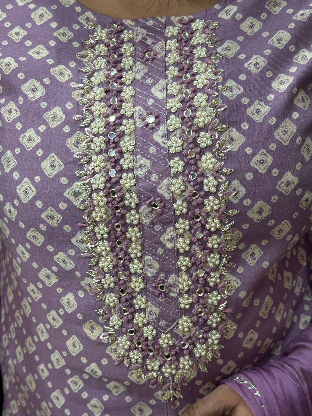 Lavender Bhavna Muslin Bhandini Suit set