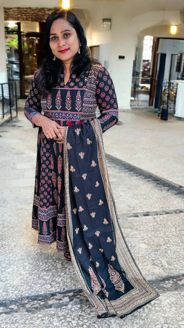 Black Nish Cotton Anarkali suit set
