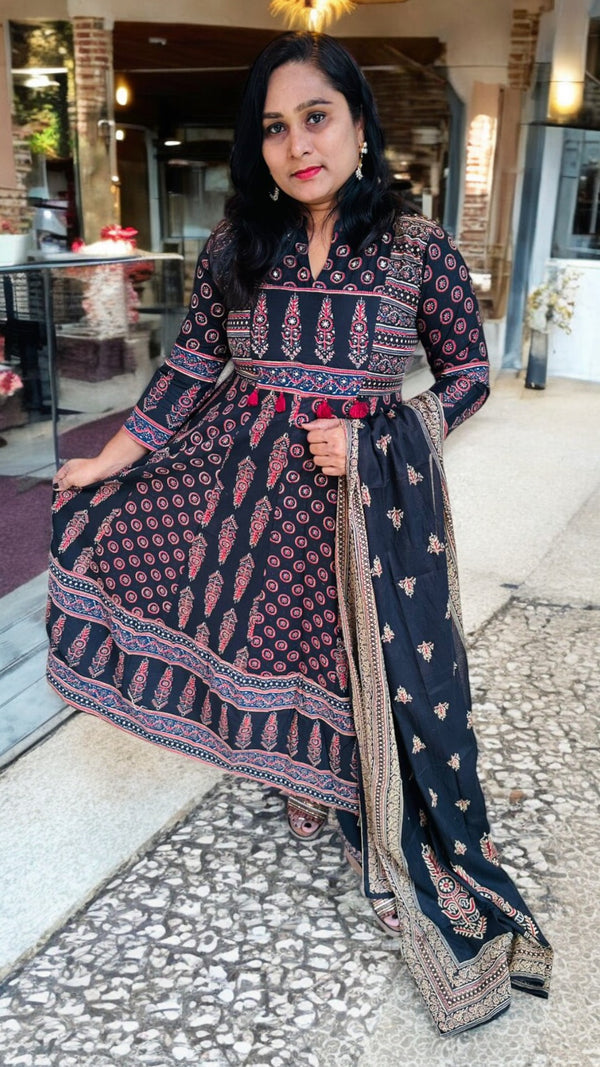 Black Nish Cotton Anarkali suit set