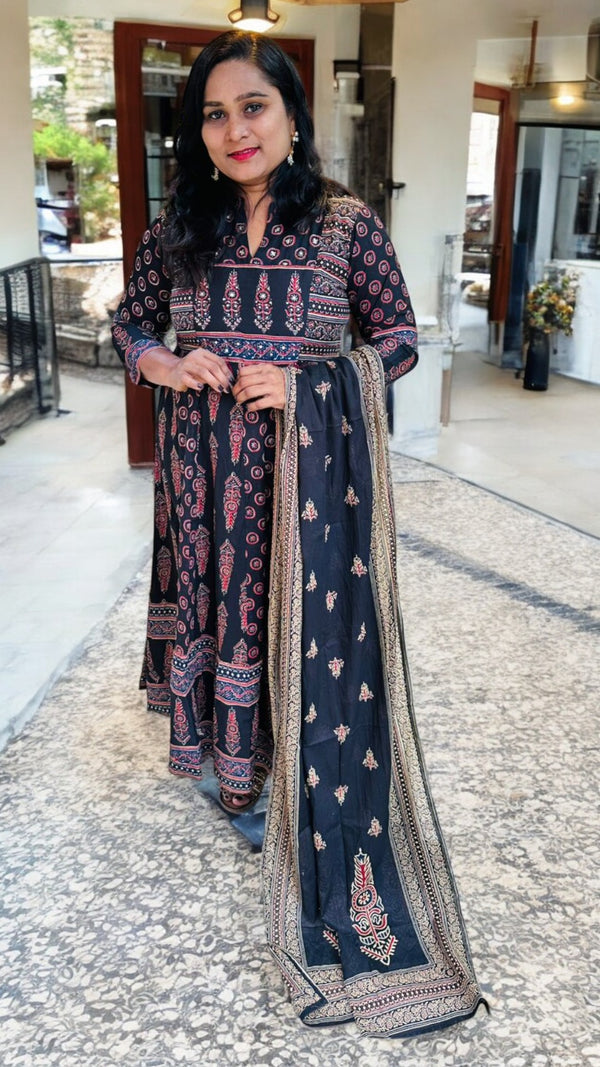 Black Nish Cotton Anarkali suit set