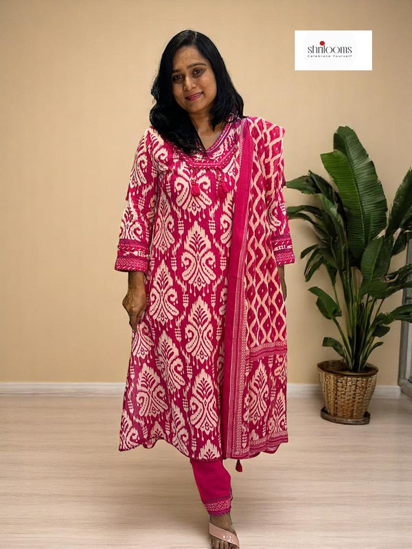 Women's Ethnic dresses at a affordable price
