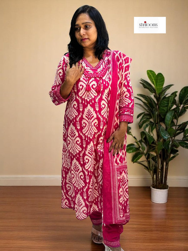 Women's Ethnic dresses at a affordable price