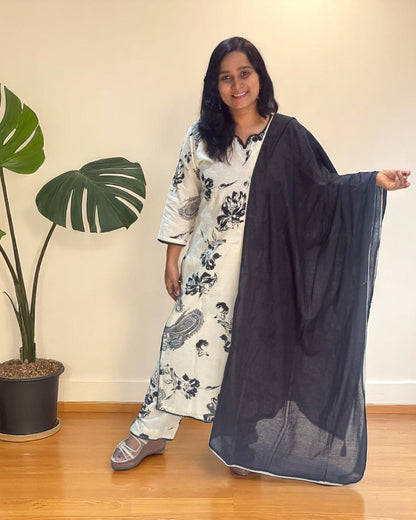 Off White Nuva Cotton suit set