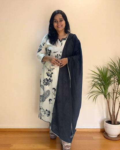 Off White Nuva Cotton suit set