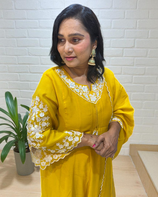 Yellow Nita Mulchanderi Anarkali suit - Set of 3