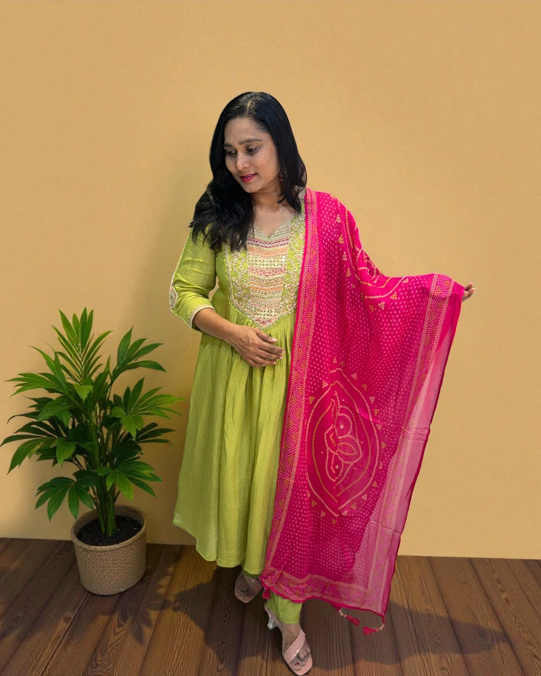 Green Crushed Tissue Anarkali suit - Set of 3