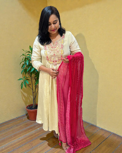 Beige Crushed Tissue Anarkali suit - Set of 3