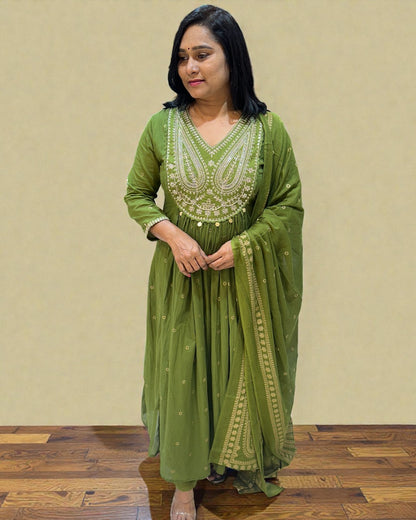 Green Deekshi Mul cotton Suit set - Sets of 3