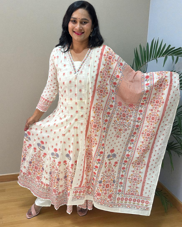 Off white Shree Mulcotton Anarkali - set of 3