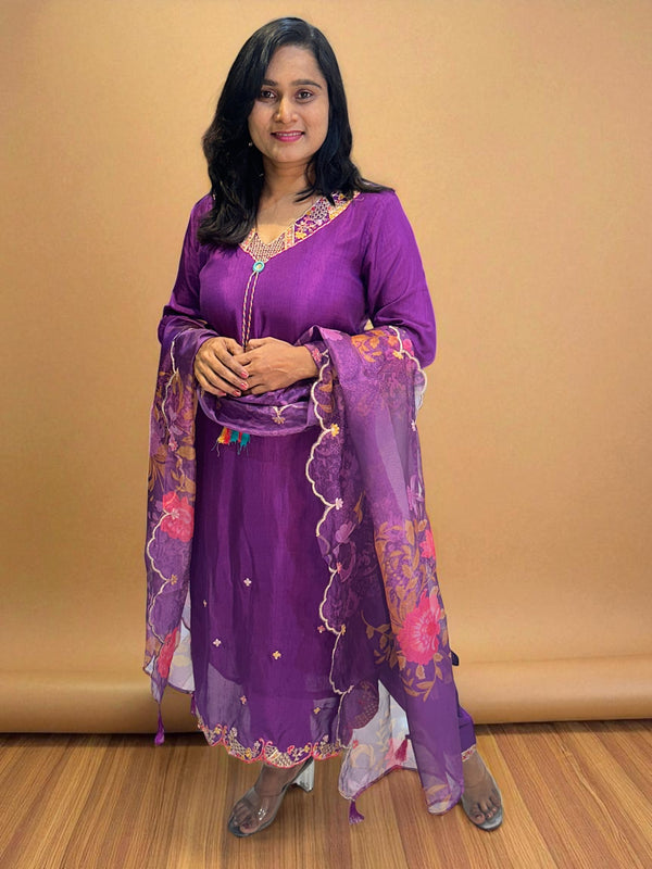 Purple Raashi Dola silk Suit set